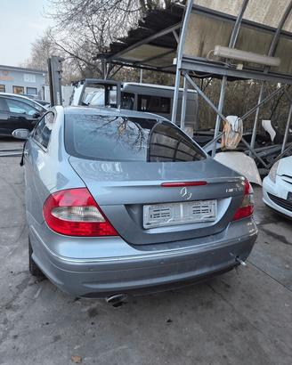 MERCEDES CLK DEL 2009 PER RICAMBI
