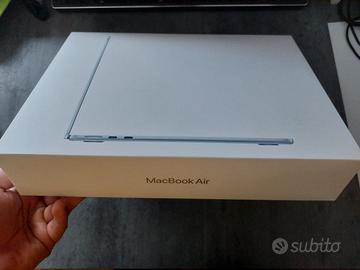 Macbook Air 13" M4 2025 16Gb Ram + 256 SSD NUOVO