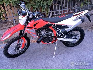 Nuovo enduro swm rs 125 r-m.a liquido bialbero