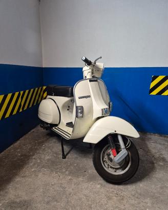 Piaggio Vespa P200E - 1982 ASI