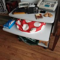 Mobile porta torre computer con ruote 