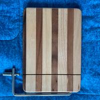 Affettatrice a filo per formaggi