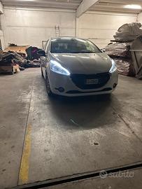 Peugeot 208 allure