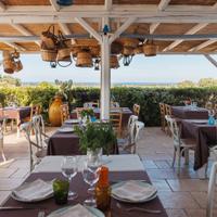 Monopoli-capitolo ristorante e appartamenti