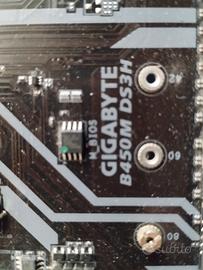 Scheda madre gigabyte