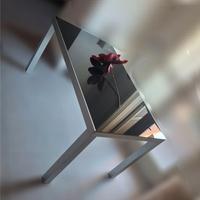 Tavolo in vetro nero allungabile – rifiniture in a