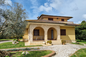 Villa in Bella Farnia