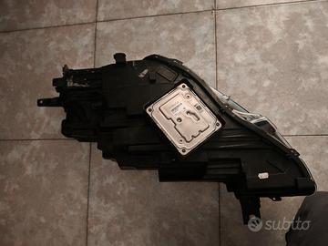 Faro Ford kuga modello st lato DX