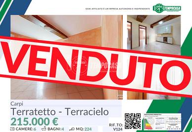 TERRATETTO IN CENTRO STORICO