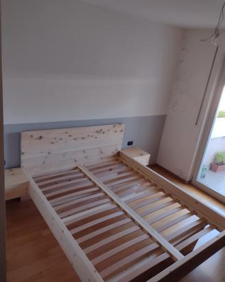 Letto matrimoniale in cirmolo zirbenholzbett