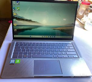 Asus Zenbook Ryzen 5 UM431D revisionato come nuovo