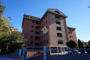 4 LOCALI A MODENA