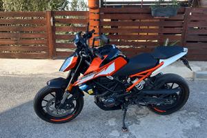 KTM DUKE 125