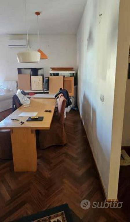 Immobile in asta di 144 m² con più di 5 locali a P - Vista 5