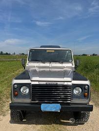 Land Rover Defender 90 s.w. SE td5 luglio 2001
