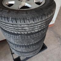 4 PNEUMATICI CON CERCHI IN LEGA