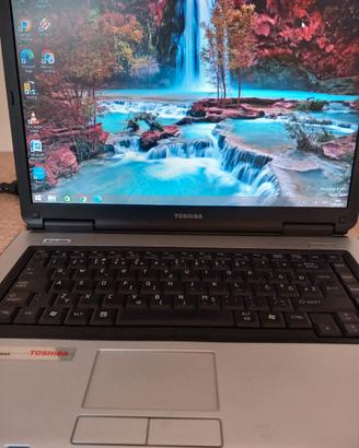 LAPTOP TOSHIBA SATELLITE L40-14F