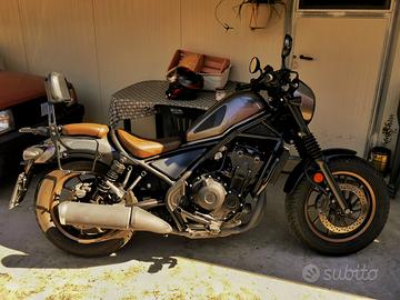Honda CMX 500 Rebel PLUS + borse e accessori