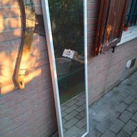 specchio ikea bianco