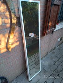 specchio ikea bianco