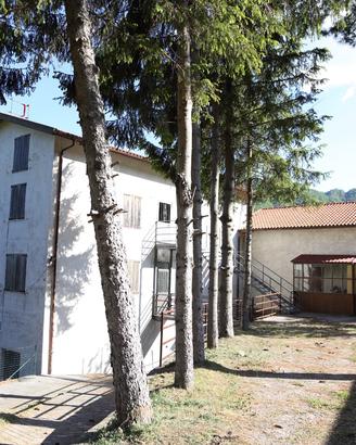 Ex Hotel "Ai Cacciatori" - Caprauna (CN)