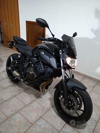 Moto Yamaha MT-07