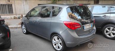 Privato vende Opel Meriva  1400 turbo