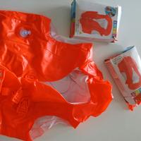 2 giubbotti salvagente per bambini