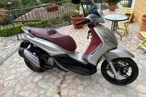 Beverly 350 sport touring