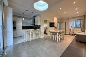 VILLA SINGOLA A BARI