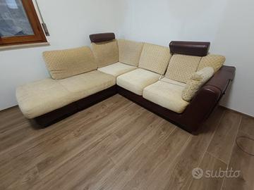 Divano pagato 8000 euro 8 anni fa in cuoio e tessu