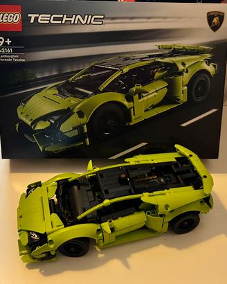LEGO Technic 42161 - Lamborghini Huracán Tecnica