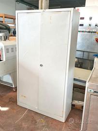 armadio porta attrezzi da magazzino usato