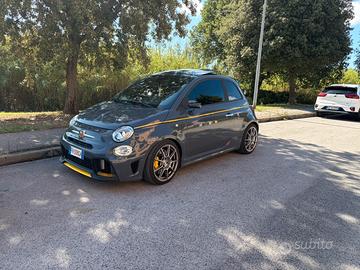Abarth 595 2018 tenuta da appassionato