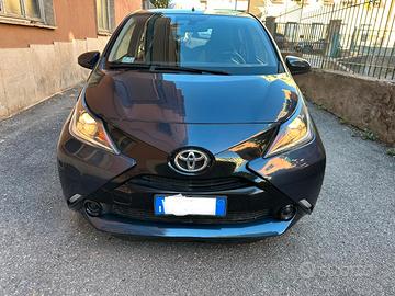 Toyota Aygo 1.0 VVT-i 69 CV 5 porte x-wave