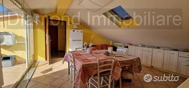 Appartamento con mansarda e garage a Mascali