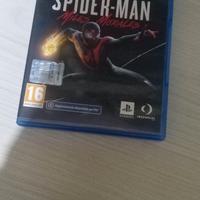 giochi per la play  1) spiderman Miles Morales PS4