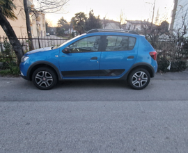 Dacia sandero stepway techroad GPL