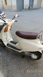 Vespa 125 et4:4 tempi anno 2002