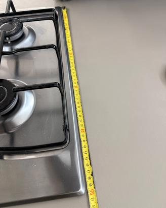 piano cottura e lavandino 