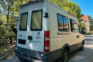 IVECO DAILY 9 POSTI