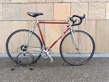 bicicletta corsa in alluminio Vitus 979