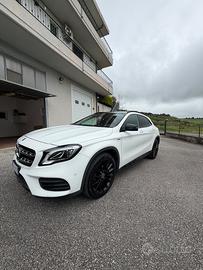 Mercedes-Benz Gla 200d Night Edition