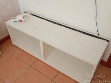 Mobile bianco con due scomparti – usato