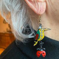 Orecchini vintage con smalto colorato