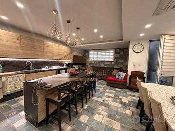 Villa a schiera Via Crispi Rif.G1763