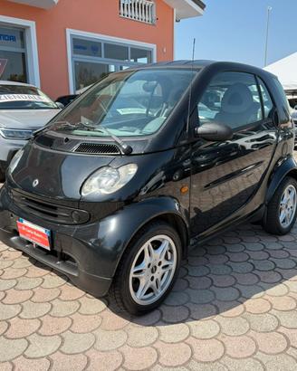 Smart ForTwo Coupè 800 CDi 41CV Passion - 2004