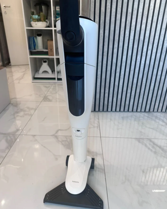 Aspirapolvere Vorwerk Folletto VK7S – COME NUOVO (