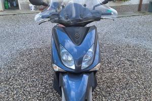 Scooter Yamaha