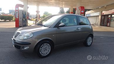 Lancia Ypsilon 1.3 Multijet navigatore neopatentat